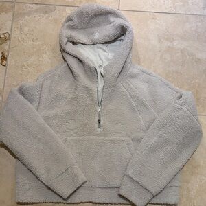 Lululemon athletica women’s hooded half-zip fleece sweater. Size XL/XXL